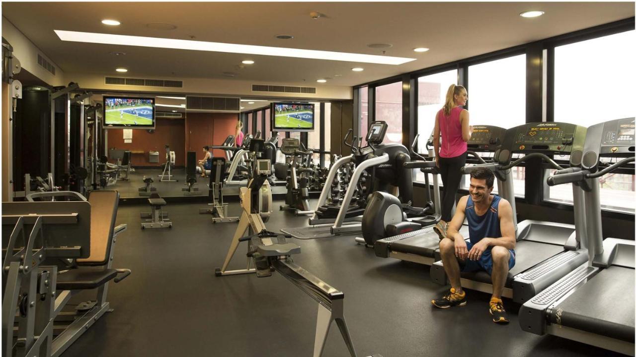 Hotel Intercontinental Melbourne The Rialto By Ihg Exterior foto The gym at the hotel